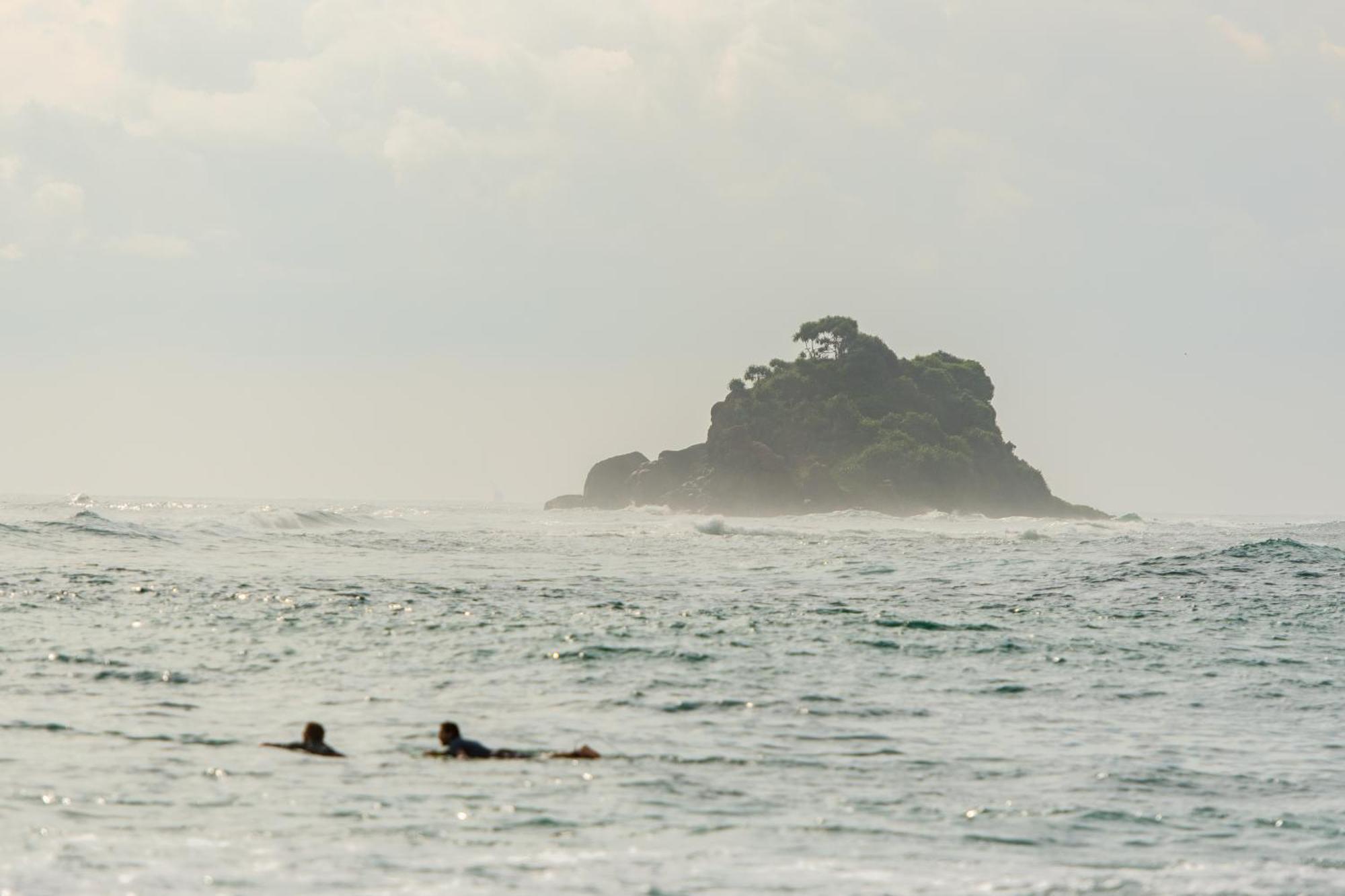 Ram'S Surfing Beach,Midigama East Exterior foto